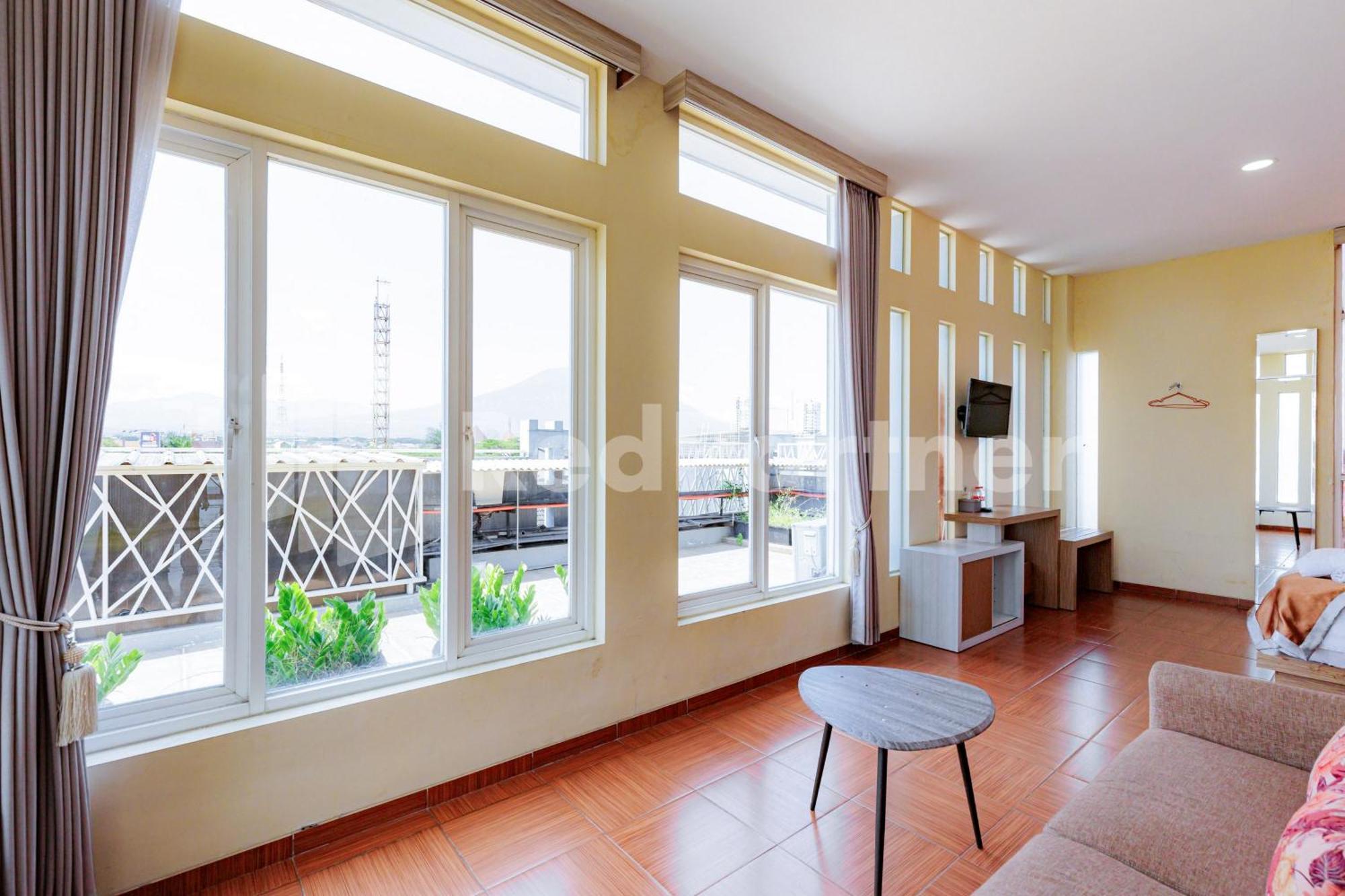 De Malang Sweet Homestay Syariah Mitra Reddoorz 외부 사진