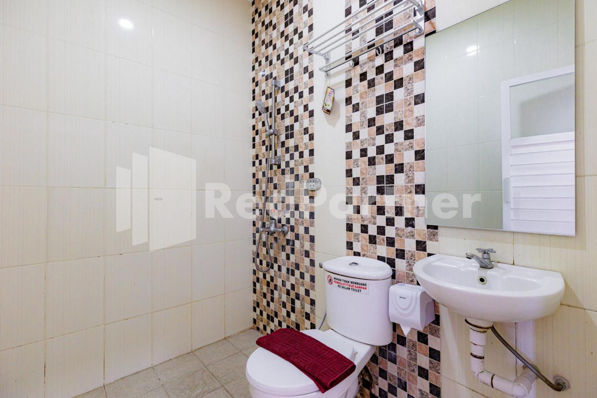 De Malang Sweet Homestay Syariah Mitra Reddoorz 외부 사진